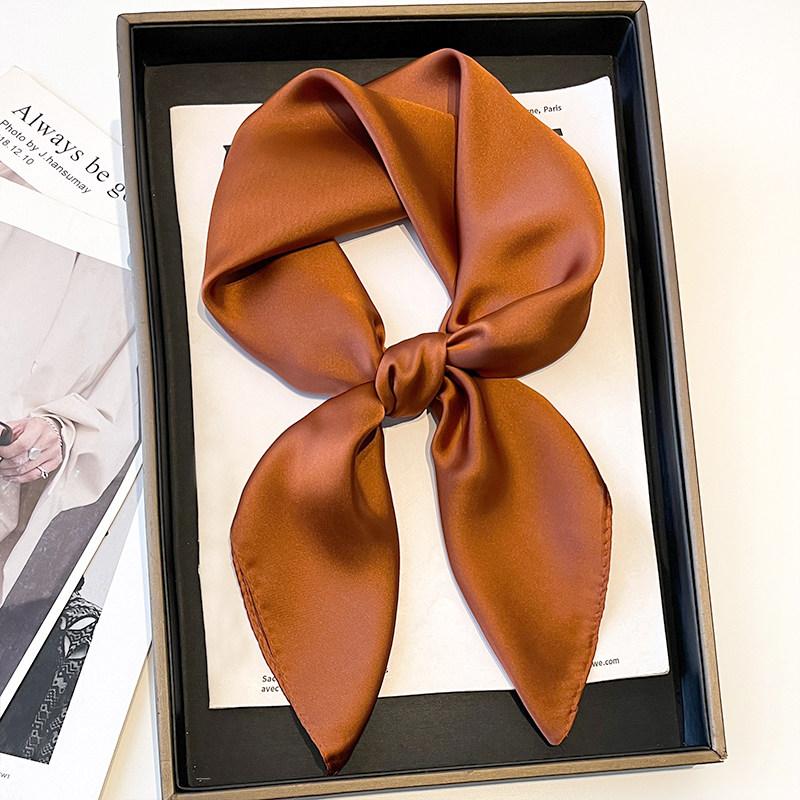 Eenvoudige effen sjaal voor dames, nepzijde klein vierkant sjaaltje 70cm, basis om te combineren met blouses, neksjaal of haar 70x70cm brown