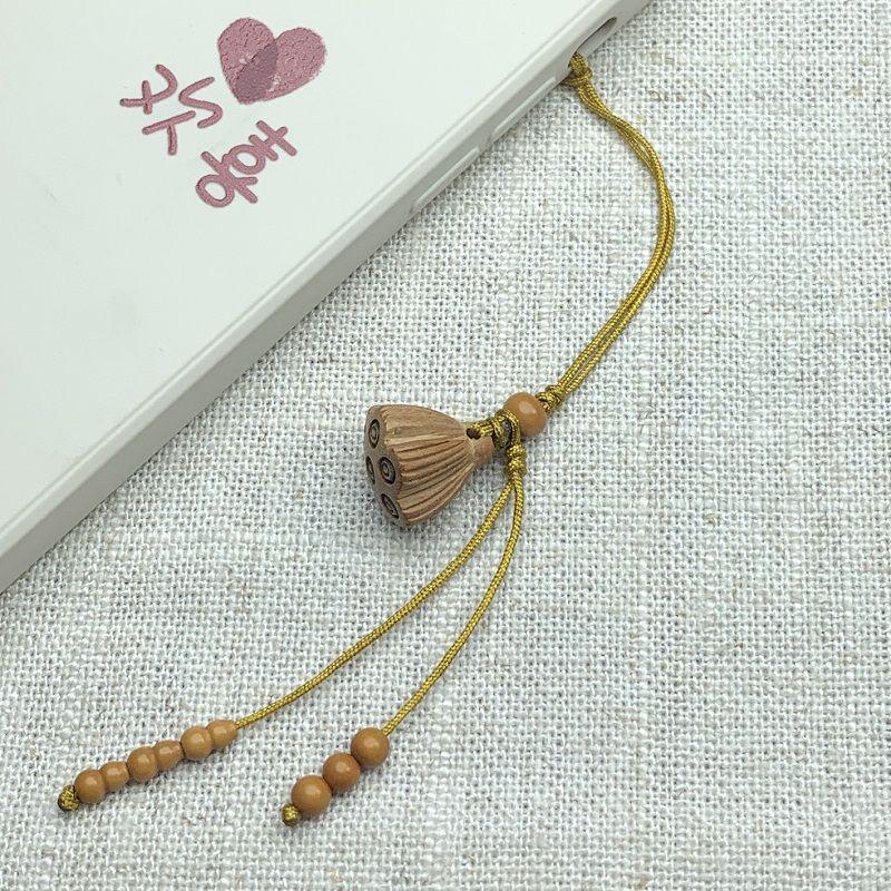 Peach Wood Lotus Plum Blossom Charm Keychain: Ancient-Style Pendant for Men & Women with Silk Flowers