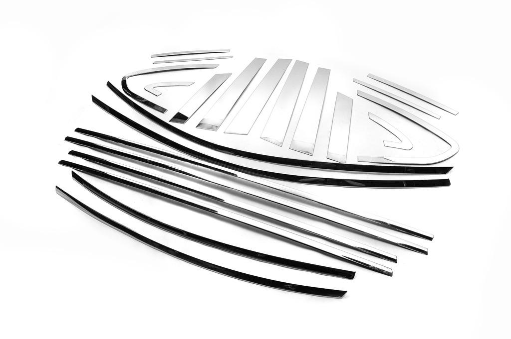 Lišty B-sloupků dveří Libao (4ks, plast) pro Subaru XV 2011-2017