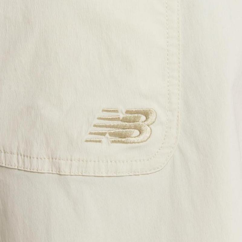 New Balance Uni Essentials Lightweight Stretch 4.5 Pocket Shorts