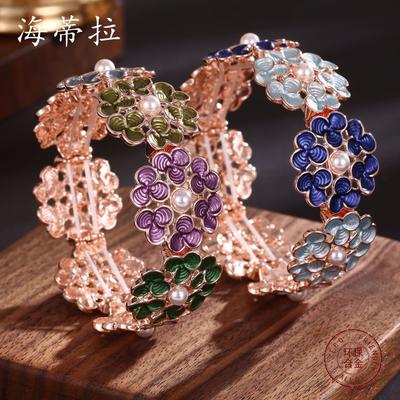 New Color Painted Oil Clover Flower Elastic Bracelet Small Fresh Ladies Versatile Petal Alloy Bracelet