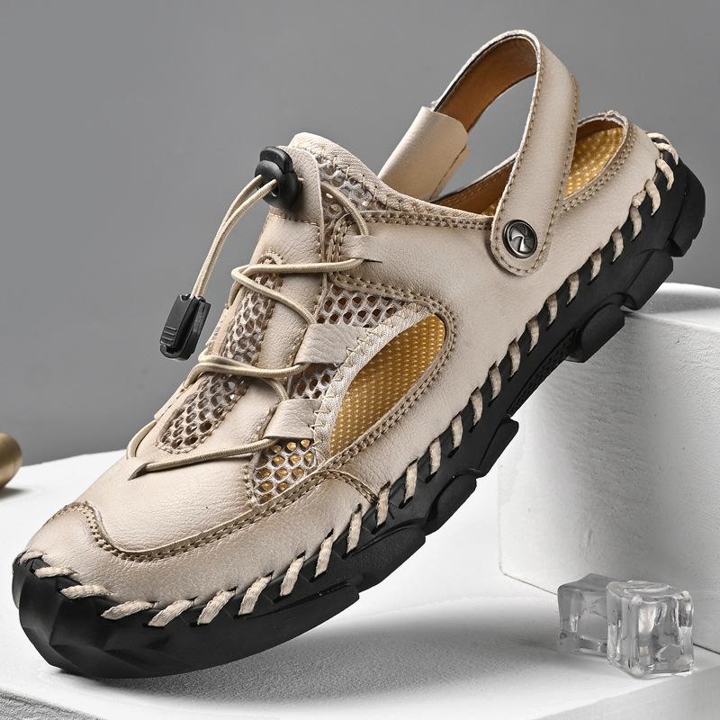 Popular large size summer men's shoes breathable sandals casual mesh shoes hollow soft sole travel shoes new slippers