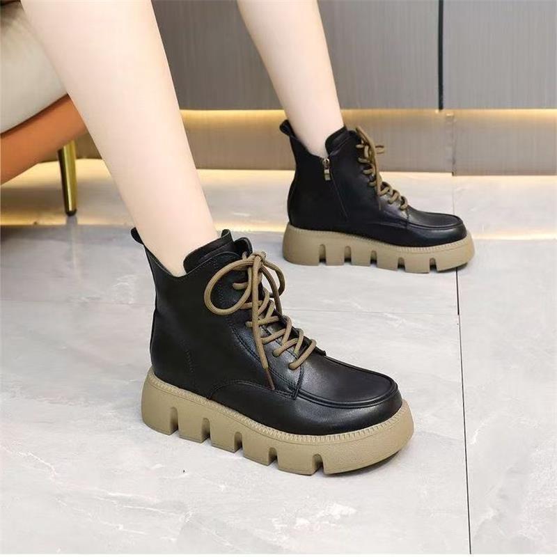 The New Martin Boots Women's Shoes Are Fashionable and Casual Ankle Boots with Fleece Lace-up Thick-soled Boots