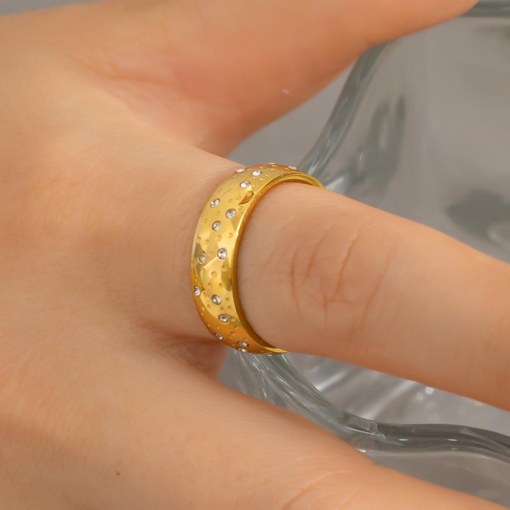 European Starry Sky Rhinestone Titanium Steel Couple Rings