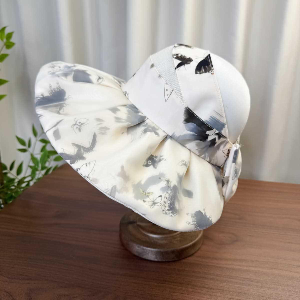 Women s Summer UV Blocking Wide Brim Butterfly Sun Hat, Breathable Open Top Visor, Sun Protection Bucket Hat