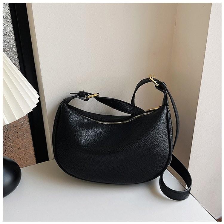 Chic 2024 Women s Oval Shape Sling Bag Soft Nylon Lining Versatile Everyday Tote чёрный
