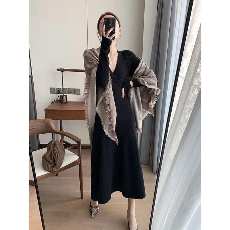 

Приталенное вязаное платье в качестве основы, осень и зима новая женственность с юбкой-свитером длиной до колена XL чёрный