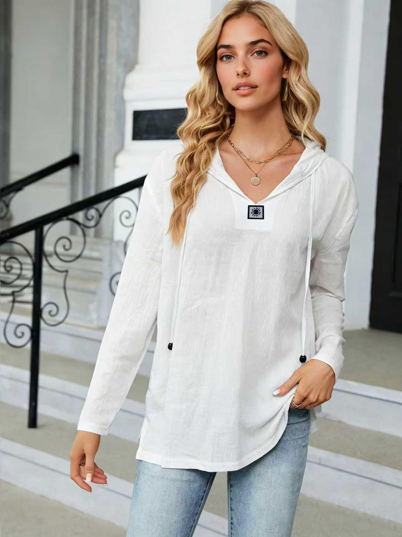 

2026 TikTok European Women s V-Neck Long Sleeve Hoodie M білий