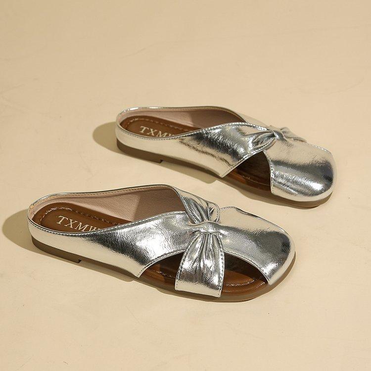 Fashion 2025 Summer Women's Leather Shoes Simple Covered Toe S Oblique S Flat-bottom Round Toe Modern Slippers Sandals