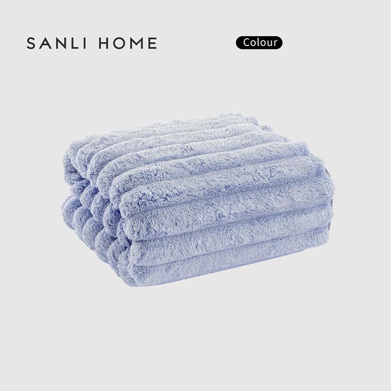 

Towel three-dimensional vertical bar enlarged 80 * 160 adult bath towel coral fleece bath towel 70*140 фиолетовый