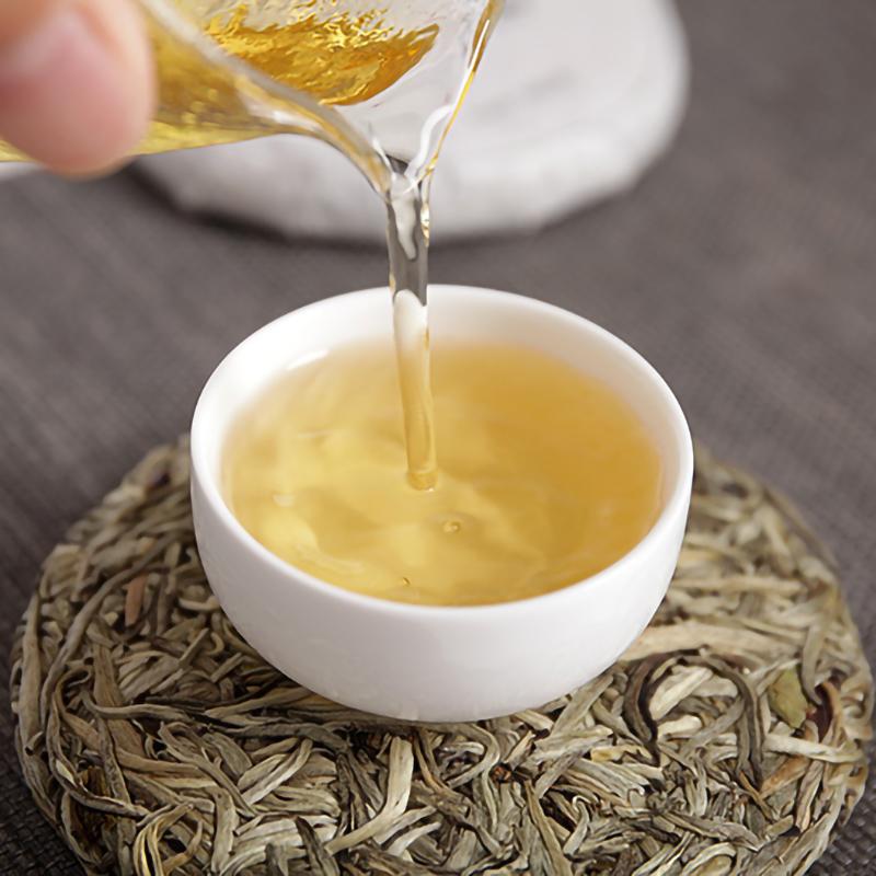 Unveil the Charm of 100g Yunnan - Made Small Cake: Moonlight White Old White Tea with White Hair Silver Needle