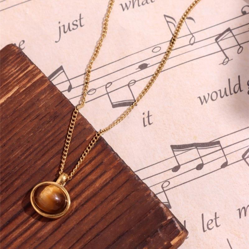 Vintage Oval Black White Brown Stone Charm Necklace Small Cute Pendant Necklaces Jewelry Gift for Women