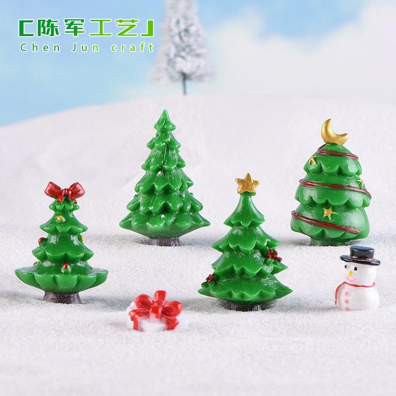 Christmas small gifts, micro-landscape snow scenery, landscaping ornaments, Christmas tree accessories, various sizes of simulated trees