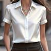 Moda e eleganza femminile in raso europeo e americano, camicia bianca in raso con scollo a V e maniche corte, temperamento da pendolare, vestibilità slim