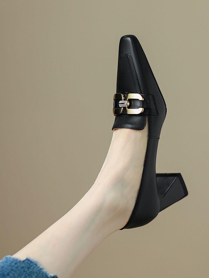 Nude loafers women's 2025 autumn new pointed high heels thick heel leather shoes niche design French single shoes