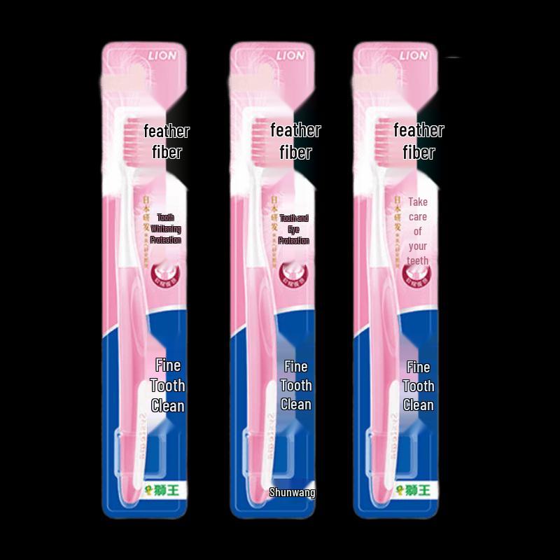Lion Fine Tooth Clean Gum Care Toothbrush (3-Pack)