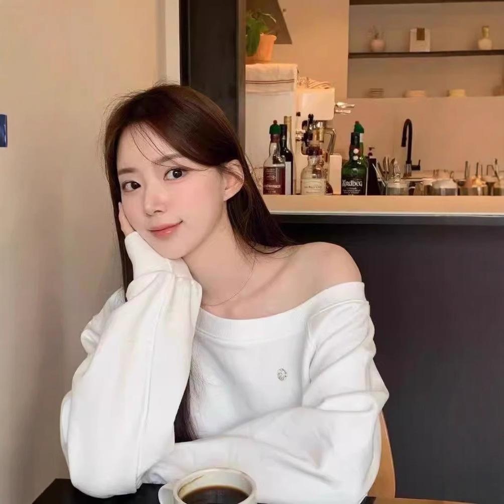 Dongdaemun spring Ruth, the same oblique off-shoulder chest small label wool ring loose pullover long-sleeved sweater women