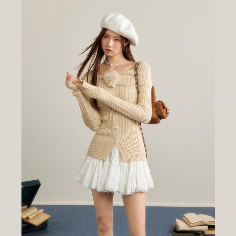 unifree Off-Shoulder Knit Top with Lapel