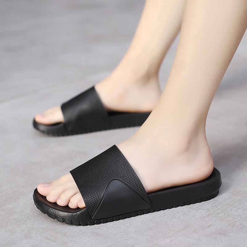 Summer Men Slippers Indoor Home Slides Bathroom Shoes Breathable Outdoor Sandals Clogs Beach Slippers Flip Flops For Male 38-49