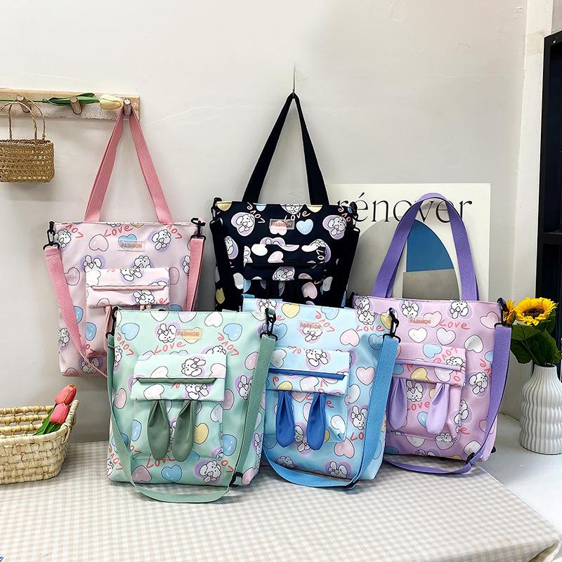 Small Fresh And Fashionable Shoulder Bag, Female High-Value Student Make-Up Bag, Large-Capacity Casual Versatile Messenger Canvas Bag