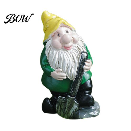 Whimsical Outdoor Garden Decor Mini Gnomes Figurine, Resin Welcome Gnome Statue, Small Handcrafted Ornament Dwarf for Fairy Garden, Flower Pot,