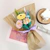 Making a Felt Nonwoven Bouquet (S)
