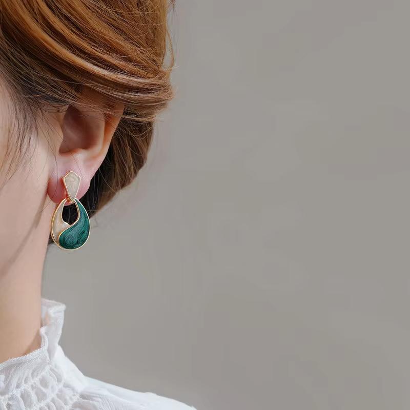 Vintage Enamel Oil Earrings for Women Geometric Water-Drop Hollow Dangle Earring Jewelry Party Gifts