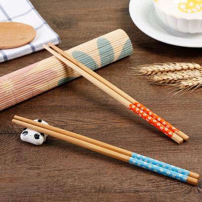 5 Pairs Environmental Food Chopsticks Friendly Convenient Lightweight Japanese Style Floral Wood Noodles
