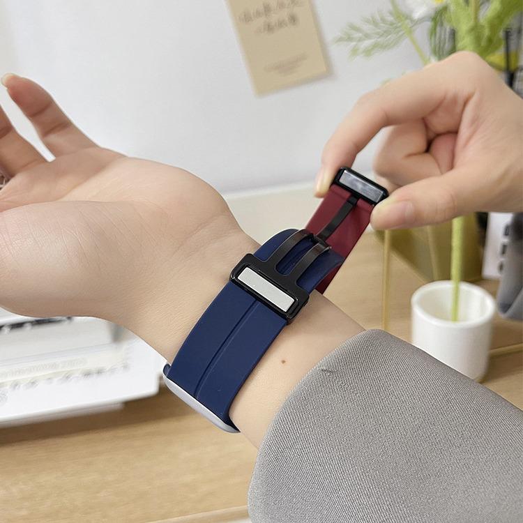 Applicable Applewatch Strap Liquid Silicone Magnetic Buckle Strap S1/S1 Ultra Apple Watch Silicone