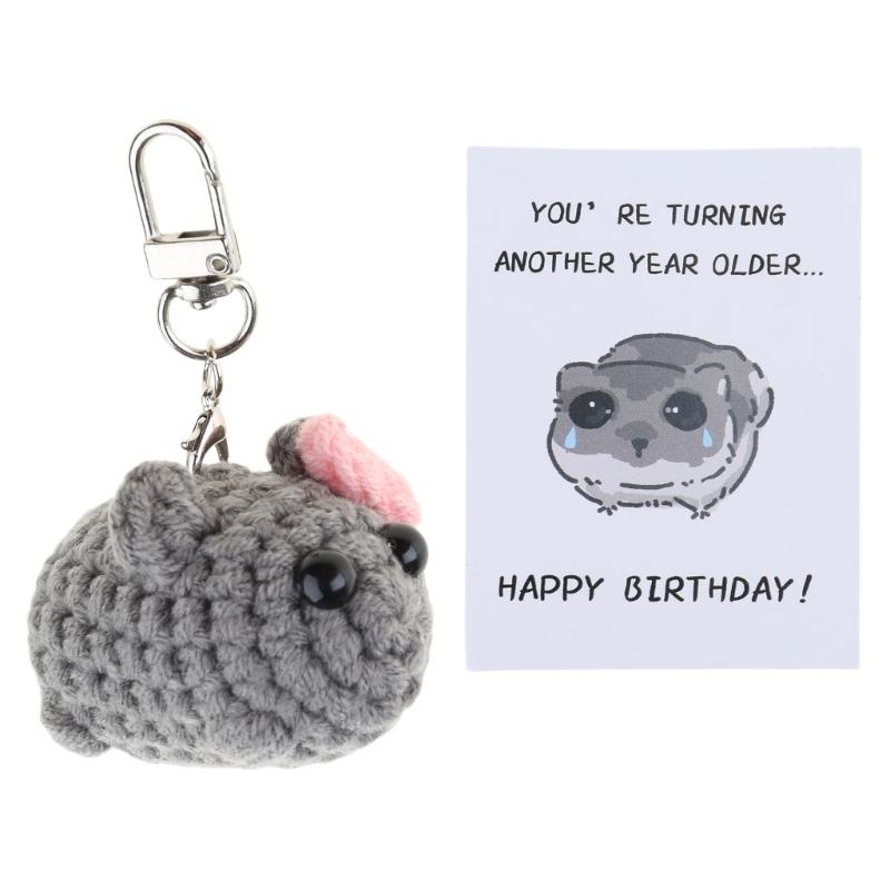 

Милий писклявий брелок-хом як зі стильним дизайном, міцний в язаний гачком вовняний іграшковий шарм для прикраси сумки та автомобіля 1