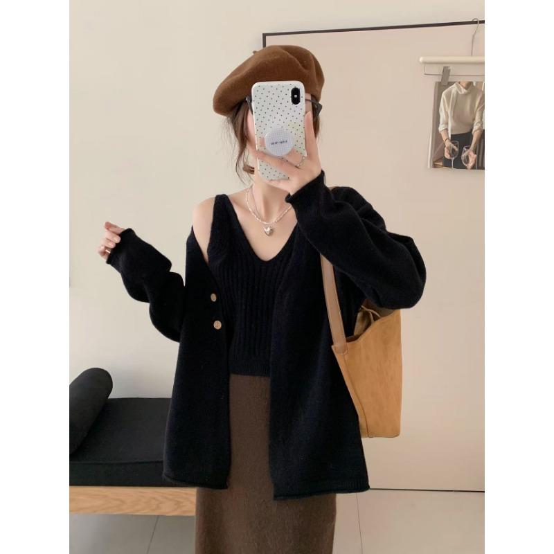 Lazy Wind Knitted Sweater Cardigan Sweater Jacket Top with V-neck Sling Vest Simple Two-piece Set Women