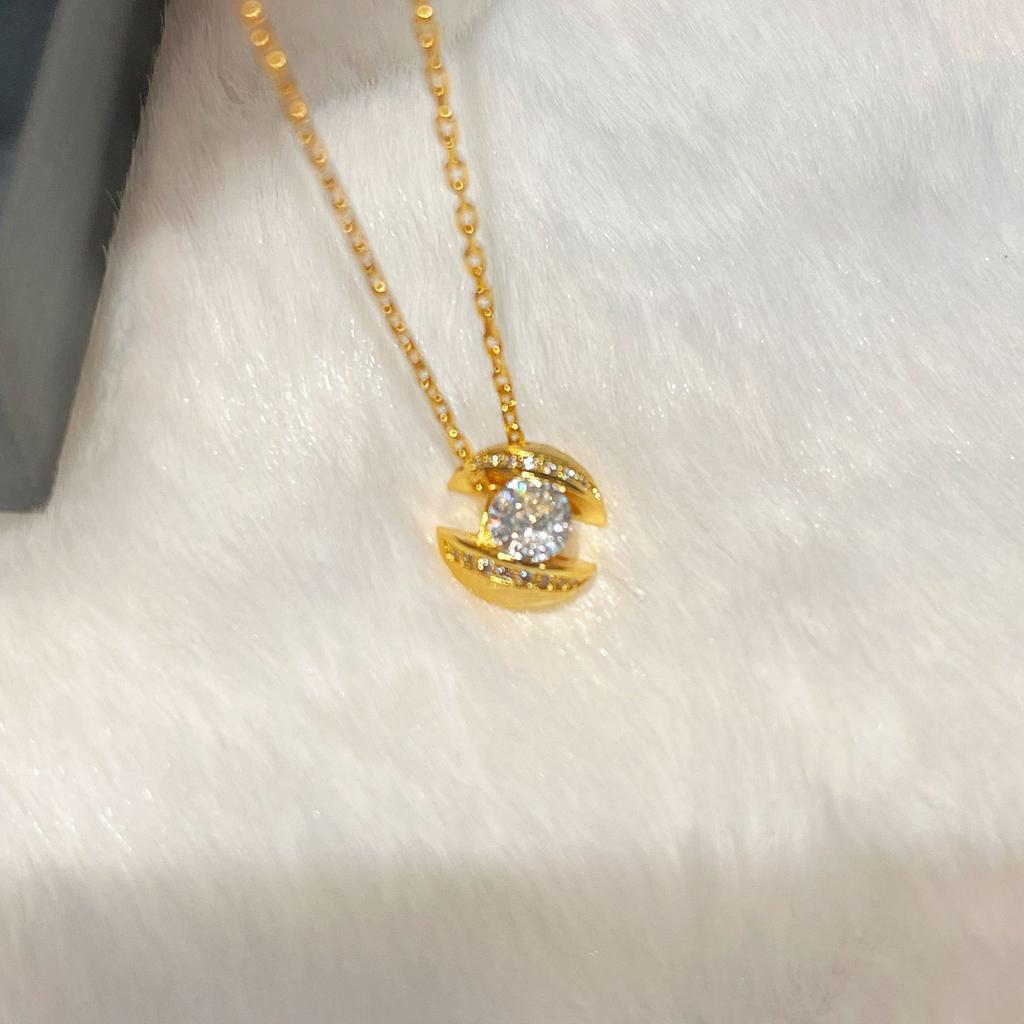 Medieval Brushed Suspension Diamond Necklace Female Niche Design Micro-Inlaid Flash Diamond Light Luxury High-End Clavicle Chain