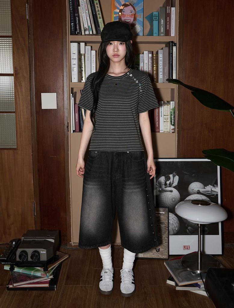 Lupeu Mix Button Semi Slim Fit Short Sleeve T-Shirt Charcoal/Black