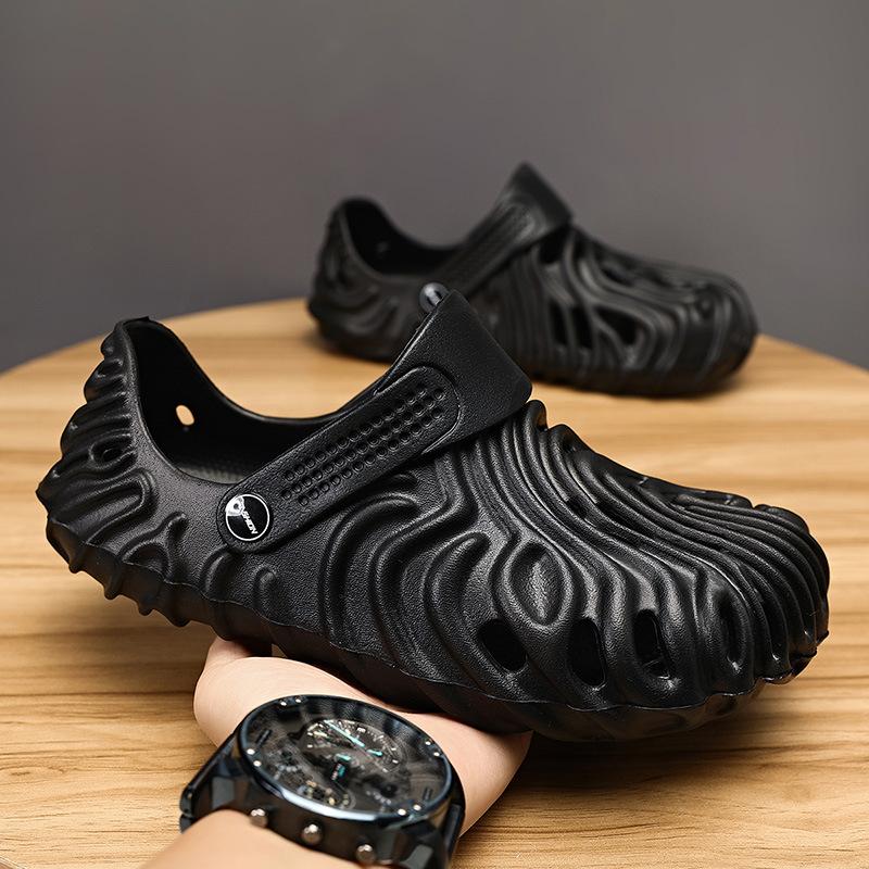 Dicksohlige Fingerabdruck-Hausschuhe Herren Sommer Sporttasche Kopf Strand-Sandalen Herren rutschfeste weichsohlige Lochschuhe