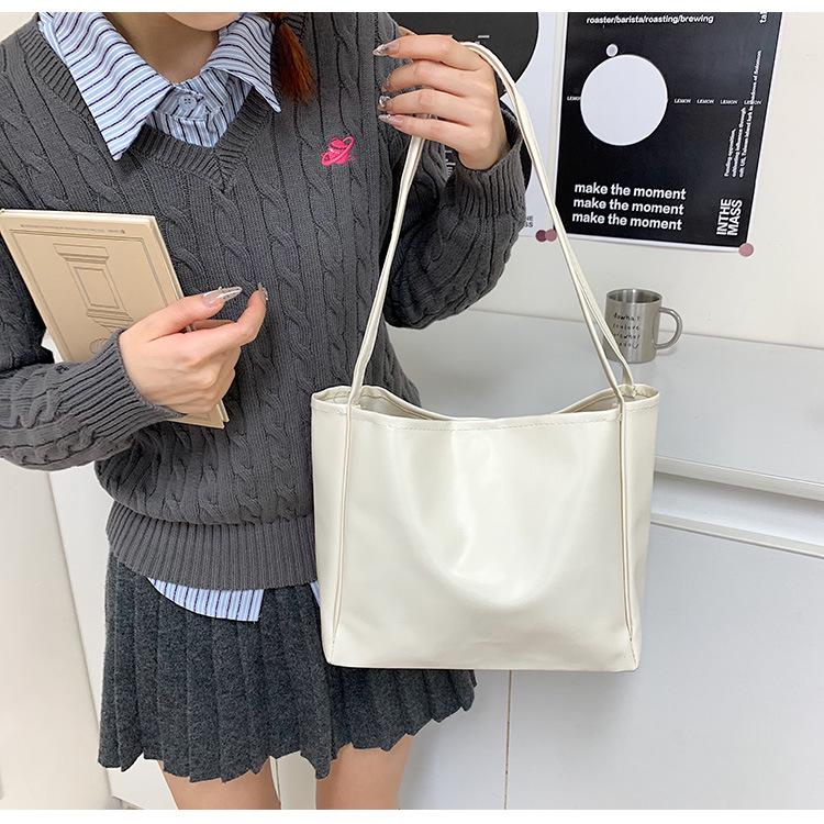 

Women s Simple Fashion Solid Color PU Shoulder Tote One Size белый