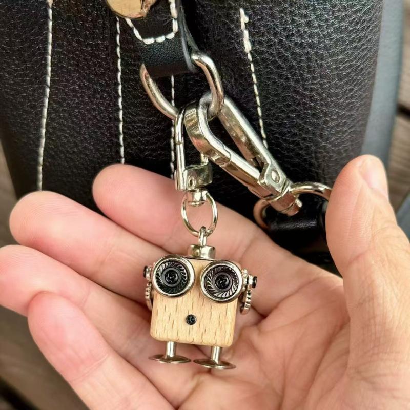 Lovely Hand-Made Punk Wooden Metal Steampunk Robot Charactors Keychain Pedant Necklace For Bag Charm Cool Jewelry Gift