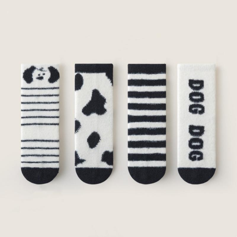 

4Pairs/Set Kids Socks Cute Dog Cartoon Pattern Baby Boys Girls Floor Socks Comfortable Breathable for Toddler Children Autumn Winter XL чорний