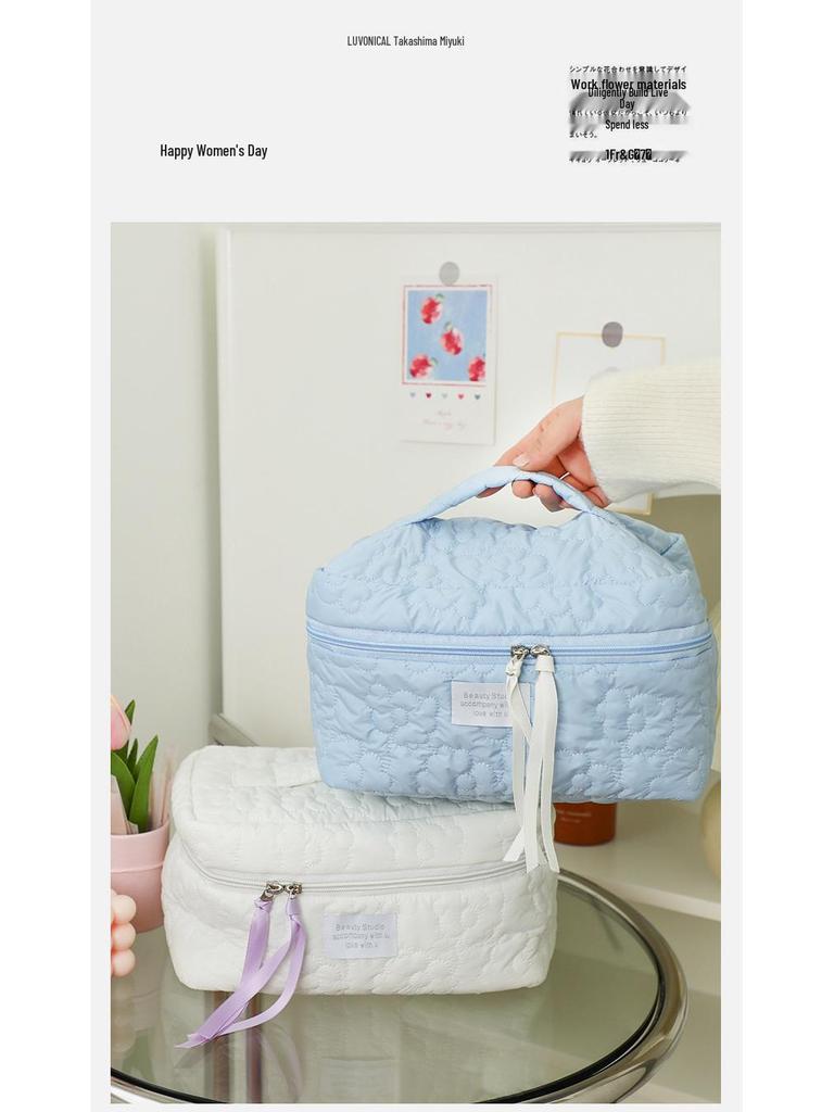 Cloud Makeup Bag: Portable Soft Travel Organizer with Large Capacity, Fluffy Design, Perfect for Makeup or Pencil Storage