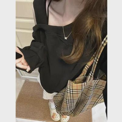 Women's Black Off-Shoulder Sweater with Oblique Collar, Plus Velvet, Thicker, Loose Fit, Long-Sleeved, Mid-Length, for Autumn/Winter.