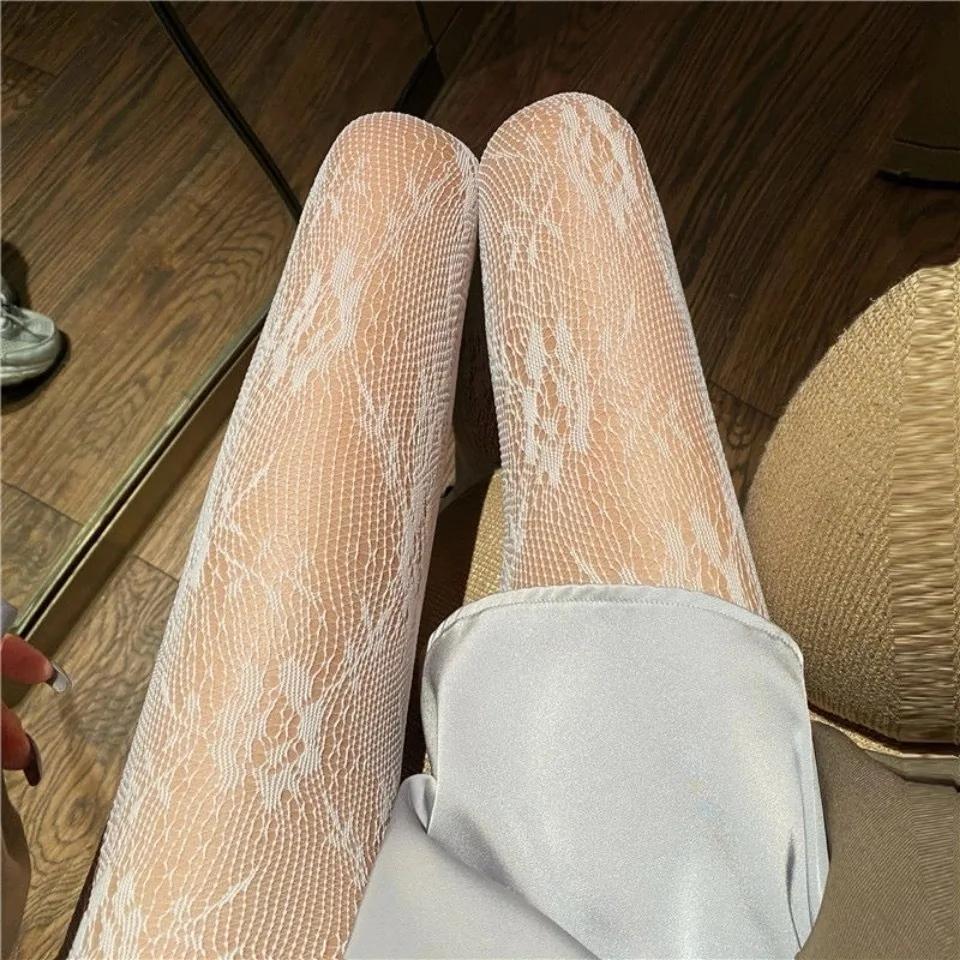 Hollow Lace Mesh Stockings with Bottom Pantyhose Lolita Retro Floral Vine White Black Stockings for Women