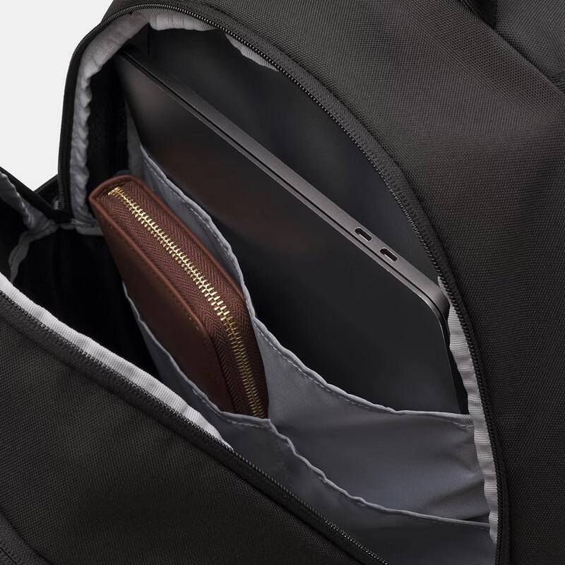 Under Armour Outdoor Trainingsrucksack