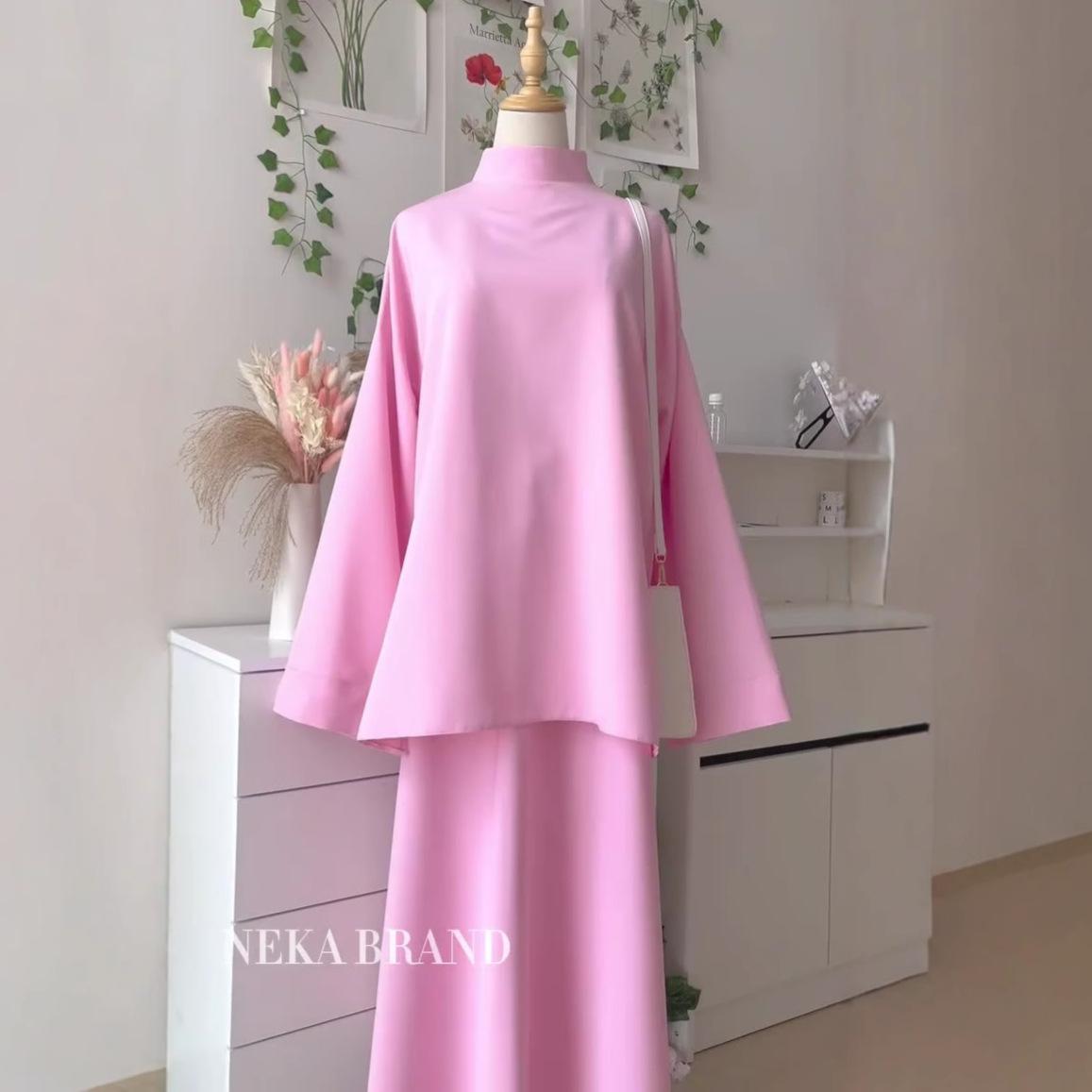 2025 autumn and winter European and American new lazy loose and thin versatile fashion solid color top skirt set XS розовый