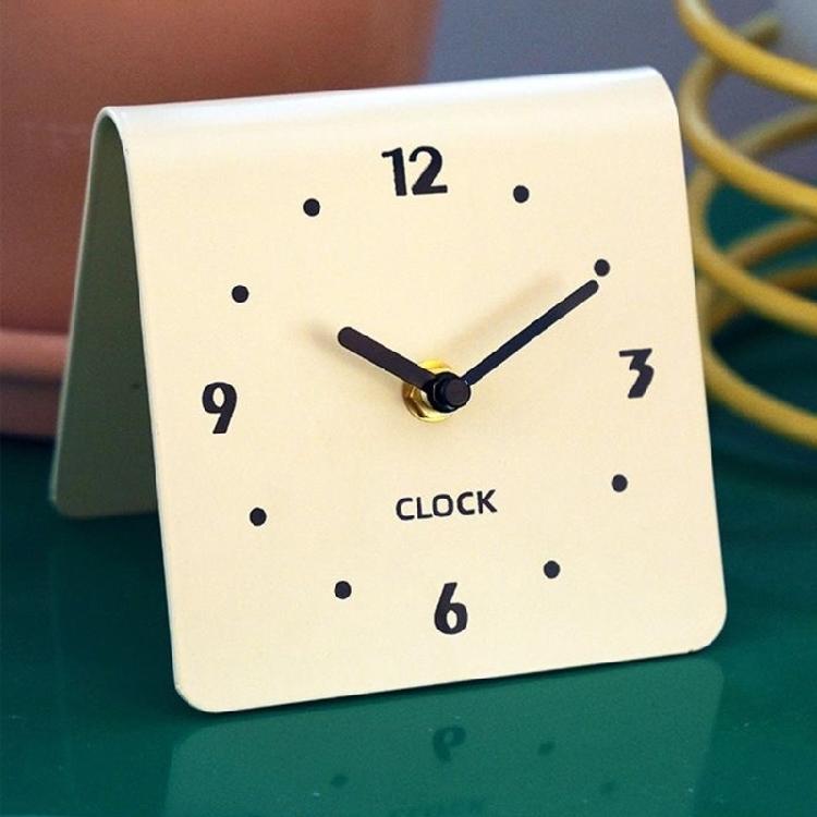 Kleine analoge Tischuhr, leise, kein Ticken, batteriebetrieben, dekorative Kaminsims-, Schreibtisch-, Regaluhren, Büro-, Heimdekorationen