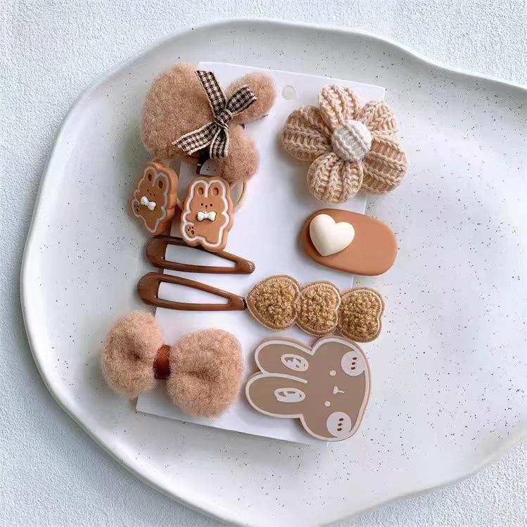 Autumn & Winter Plush Bear Hair Accessories: Cute Milk Coffee Wool Flower Butterfly Hairpin for Children