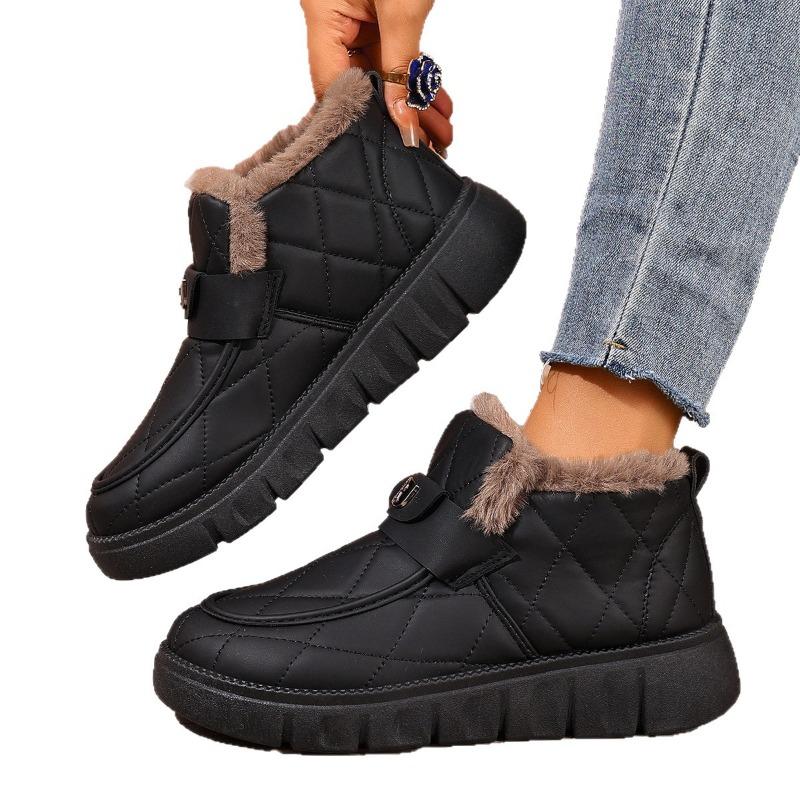 Plus Size Women's Snow Boots with Faux Fur Lining, Chunky Sole Slip-On Winter Shoes, Wide Width Non-Slip Comfort Walking Shoes Arch Support