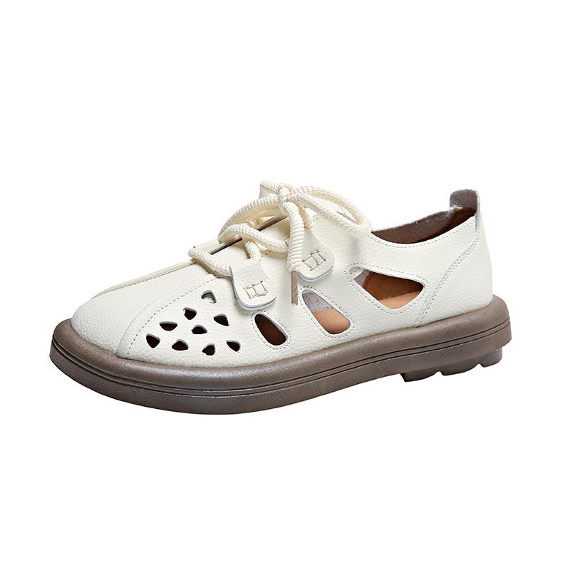 Spring and Summer New Retro Hollow Sandals Female Korean Version of The Big Yards of Casual Students Strap