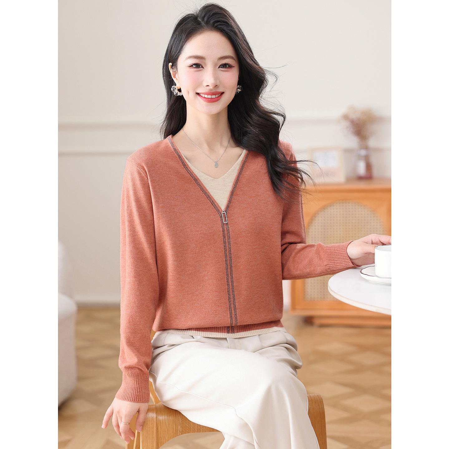 

Elegant Women s Two-Piece Knit Sweater for Spring and Autumn - Stylish Loose Outerwear for Middle-Aged and Elderly XL (105-120 jin)