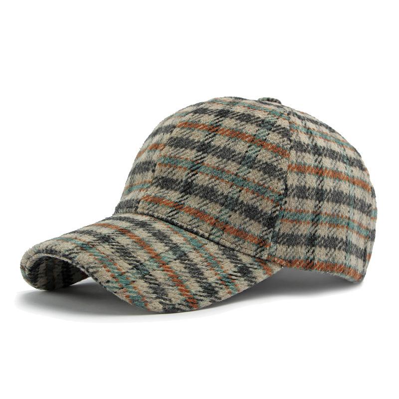 Elegant Plaid Fleece-Blend Baseball Cap - Thick, Warm & Casual British Retro Style, Two-Tone Design for Everyday