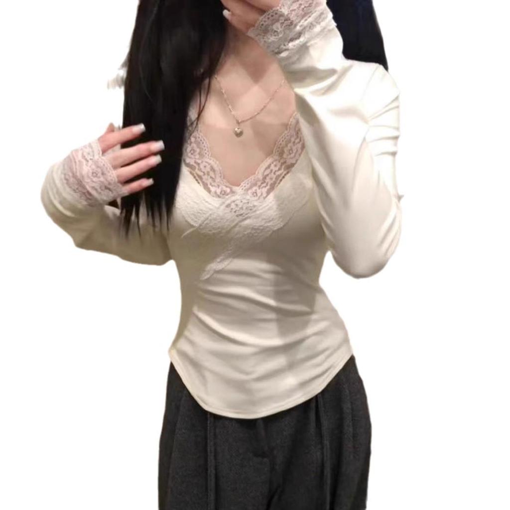 French Lace Trim Velvet V-Neck Shirt: Slim Fit, Long Sleeve Women's Korean Style Top for Autumn/Winter