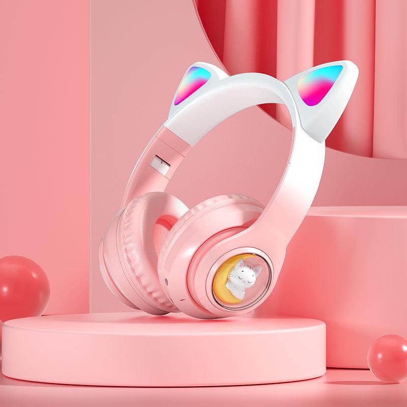 Cross-Border Pet Capsule Cat Ear Bluetooth Earbuds: Luminous & Gradient Design